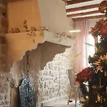 Konukevi Lastias Valderrobres