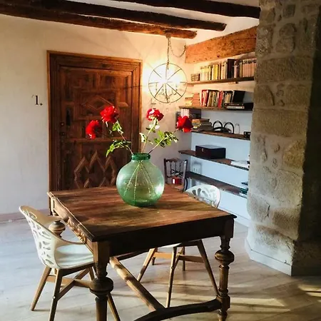 Lastias Pensionat 4*