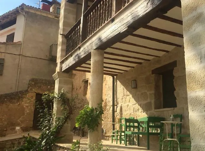 Lastias בית הארחה