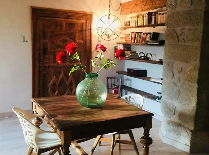 Lastias בית הארחה 4*