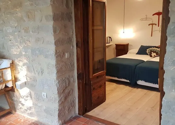 Lastias ולדרוברס